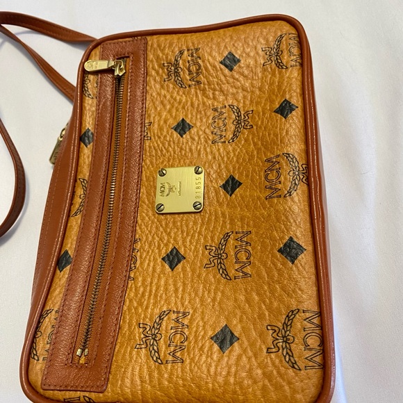 MCM camera bag - Picture 4 of 12